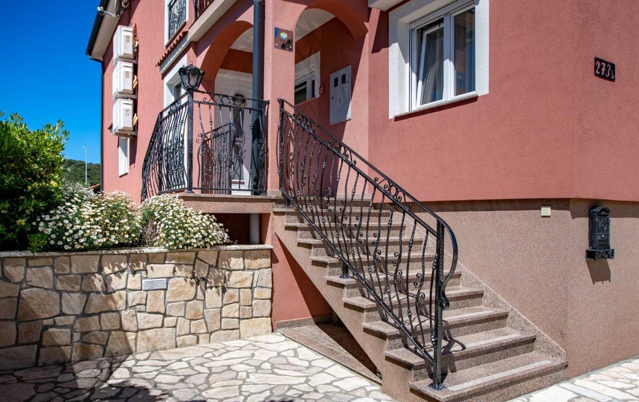 Apartman Mistral *