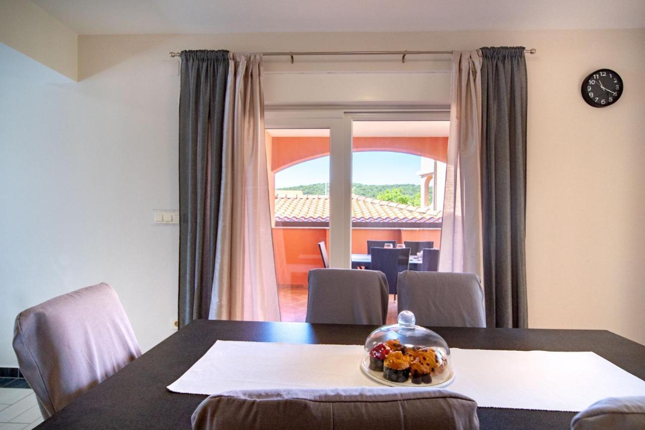 Mistral Apartman *